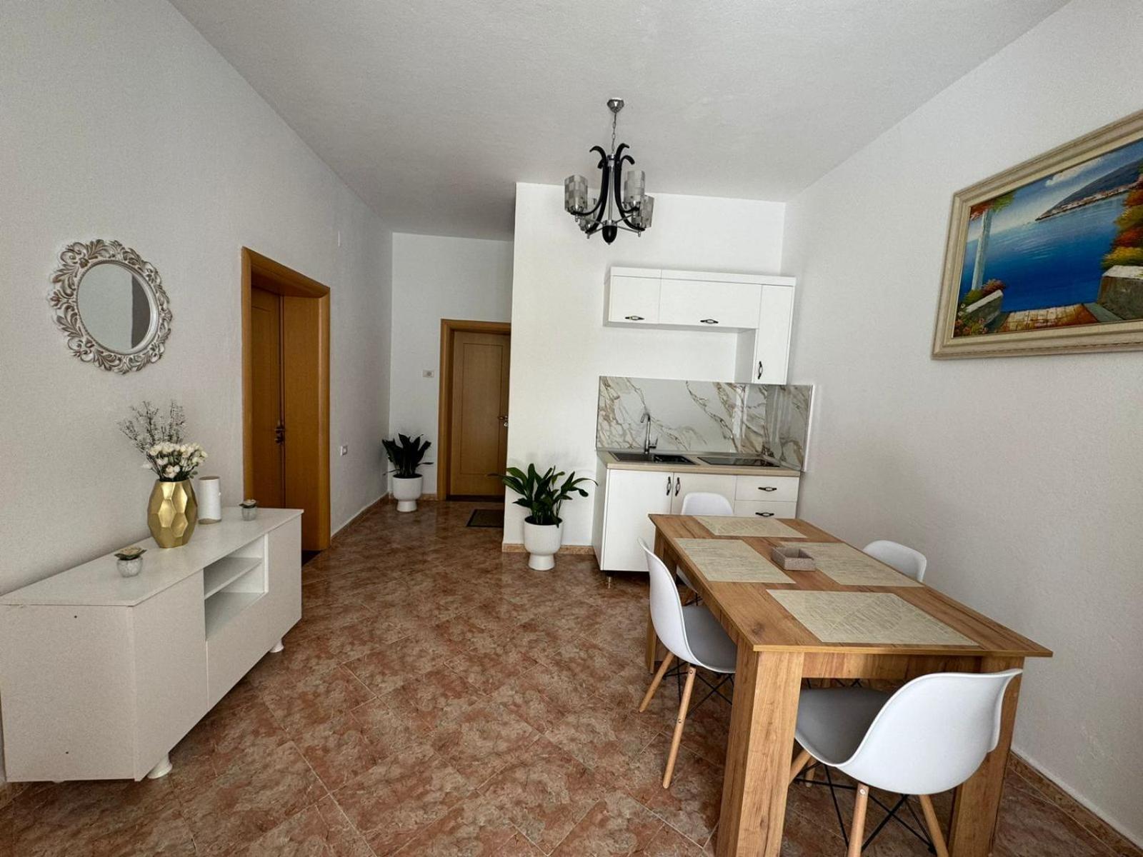 Villa Kurti Durrës 외부 사진